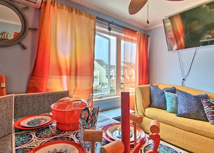 1 Mi To Waterfront Retreat In Ocean